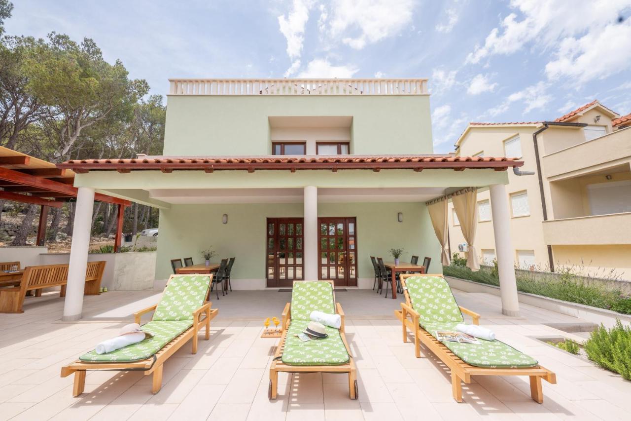 Villa Kalinic Milna  Exteriér fotografie