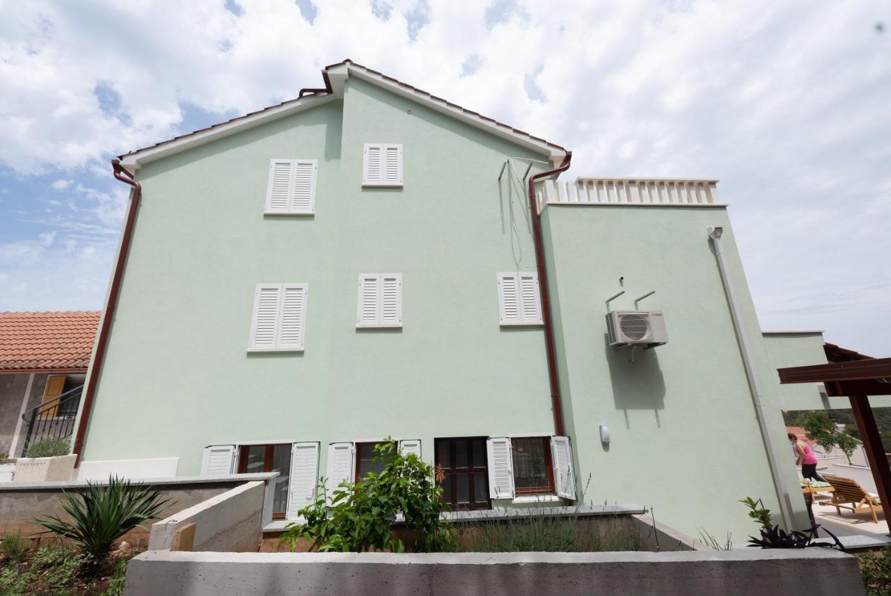 Villa Kalinic Milna  Exteriér fotografie